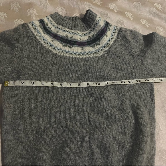 Vintage Shetland Crazy Horse, 100% Wool Gray Sweater Size Small - Picture 6 of 9